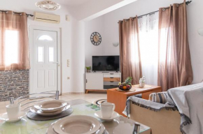 Nmb Anissaras Apartments 102
